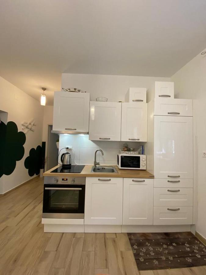 Kaleta Apartman Kali Exteriör bild