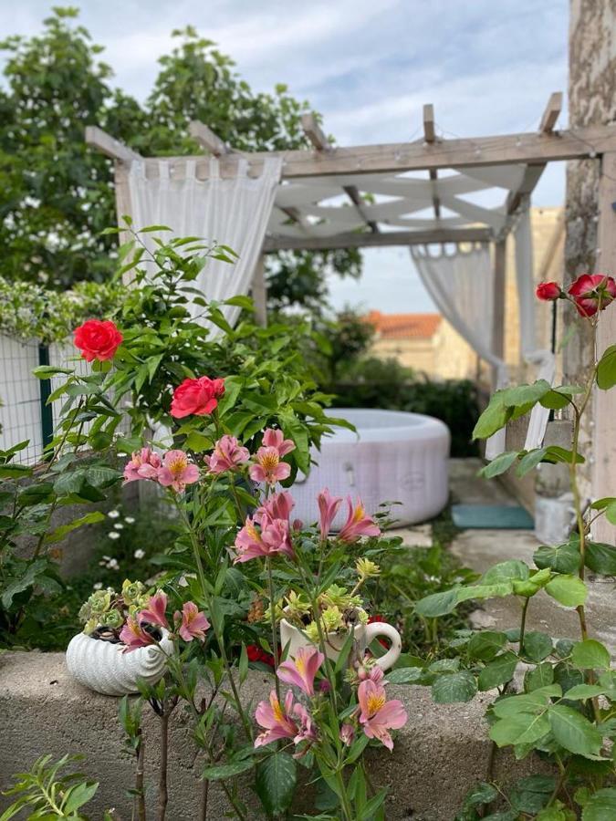 Kaleta Apartman Kali Exteriör bild