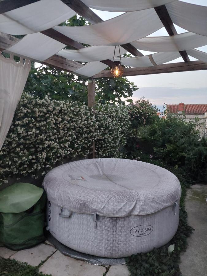 Kaleta Apartman Kali Exteriör bild